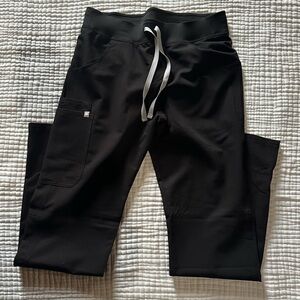 Figs Kade Cargo Scrub Pants Black Small Tall